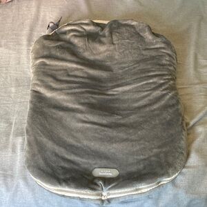 JJ Cole Bundle Me for baby winter car seat